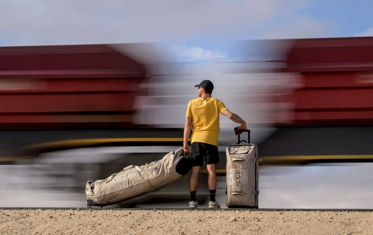 תיק נסיעות לציוד קייט סרפינג Duotone Combibag 2027