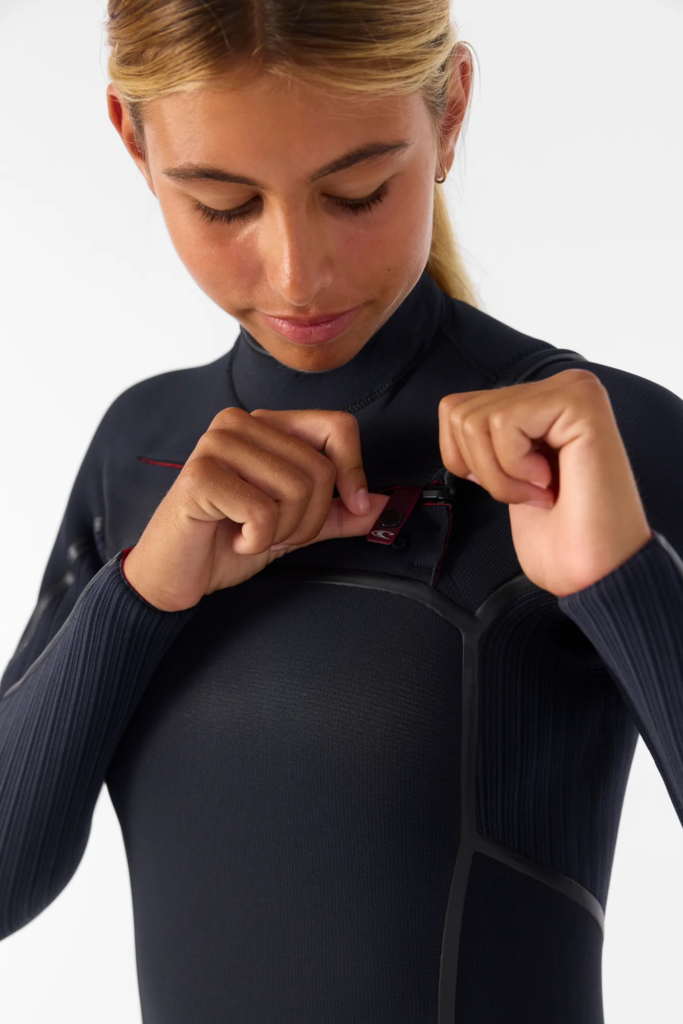 תצוגת המוצר: חליפת גלישה לנשים אוניל Women's Hyperfreak Fire 4/3mm+ Chest Zip 2027